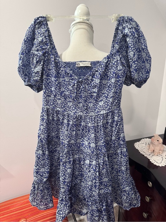 Zara Dresses & Skirts - Zara Blue and White Smocked Floral Blouse